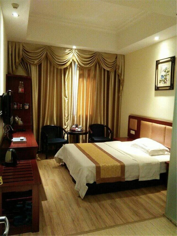 فزوو Hong Qi Grand Hotel المظهر الخارجي الصورة