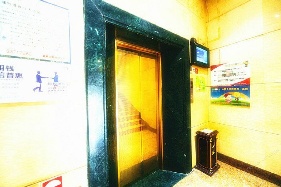 فزوو Hong Qi Grand Hotel المظهر الخارجي الصورة